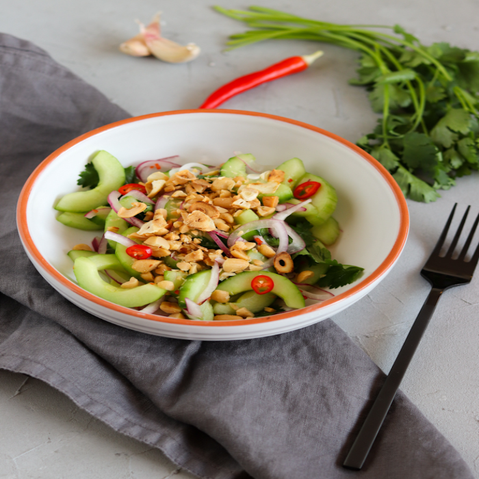 Thai Gurkensalat mit Erdnüssen und Chili | Essen Rezepte