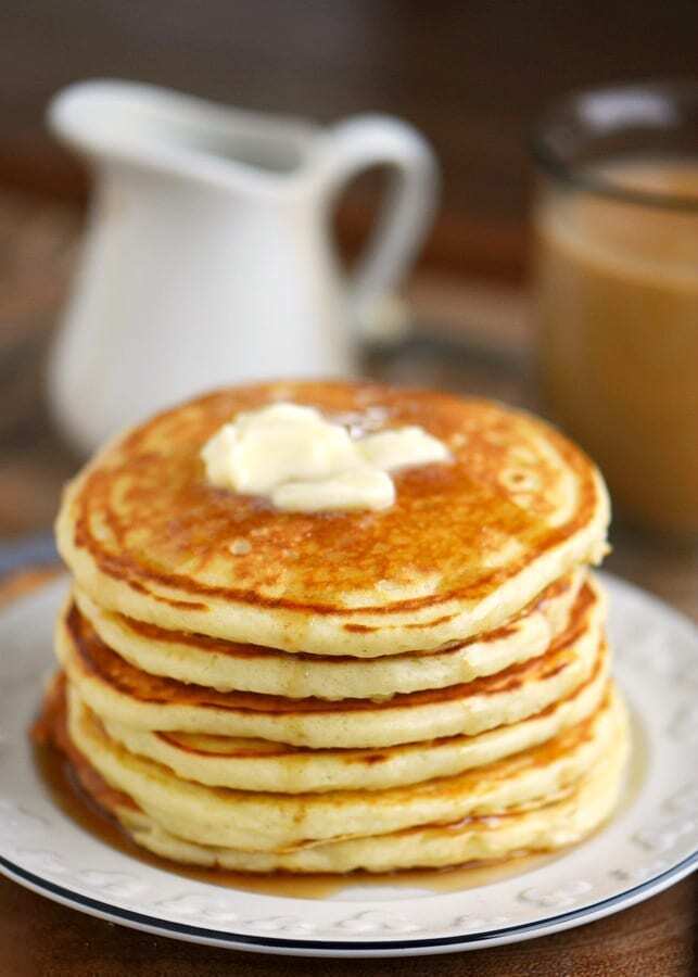 Beste Fluffy Buttermilk Pancakes 3