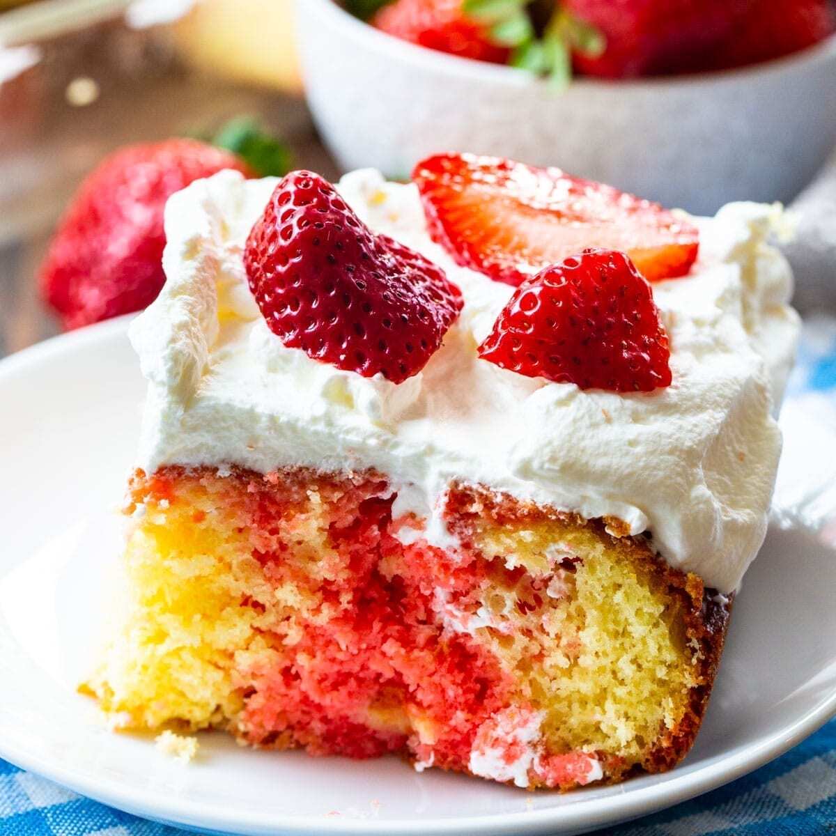 Erdbeer-Pudding-Kuchen | Essen Rezepte