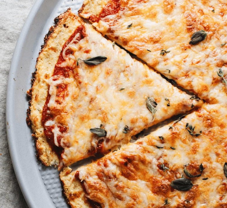 Low Carb Pizzaboden aus Blumenkohl | Essen Rezept