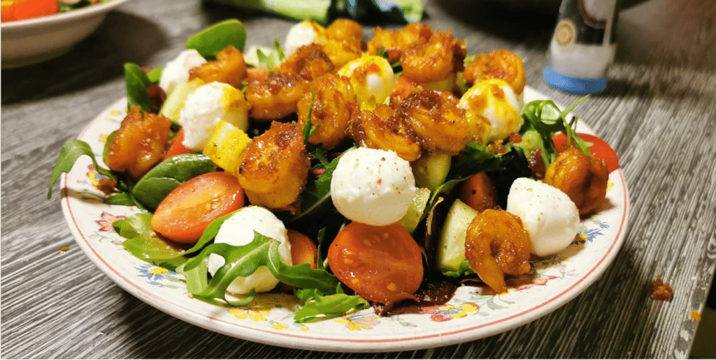 Scharfe-Garnelen Ingwer Mozzarella-Tomaten-Salat
